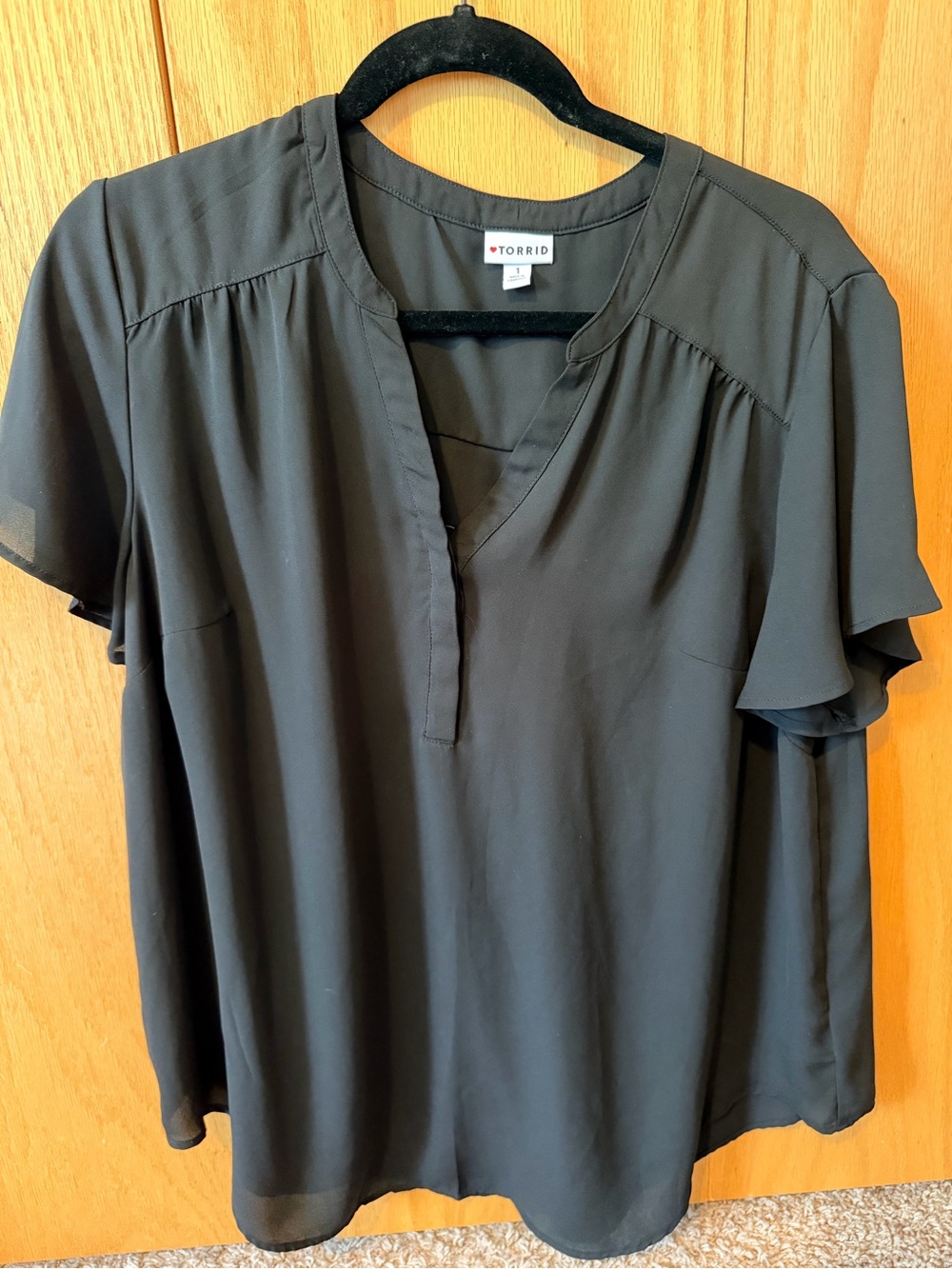 torrid Black V-Neck Flutter Sleeve Blouse - Picture 7 of 10
